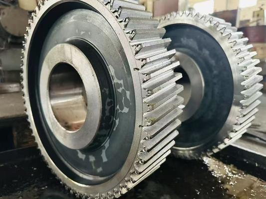 खरीदें गर्मी उपचार कार्बराइजिंग क्वेंचिंग कठोरता के साथ पेशेवर और औद्योगिक मैनुअल ट्रक गियर -45 एचआरसी online manufacture