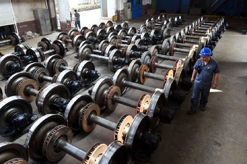 Industrial Railway Wheel Set , Kingrail Railroad Wheels For Trucks 650mm Gauge ODM