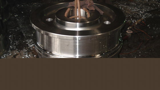 हाय रेल उपकरण ओडीएम के लिए 42CrMo सामग्री स्टील रेल पहियों 150HB
