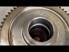 40 इंच लोकोमोटिव पहियों के साथ गियर और धुरी के साथ इकट्ठा